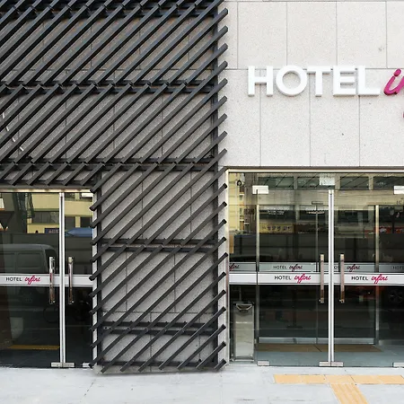 Hotel Infini